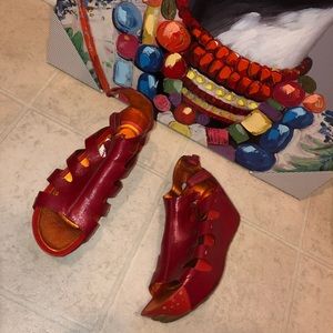 Tsubo Red Flatform Sandal